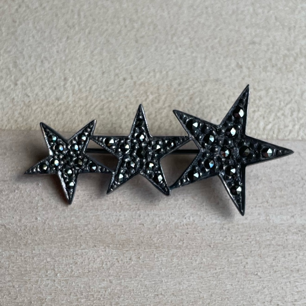 Sterling marcasite star bar pin - Picture 5 of 8